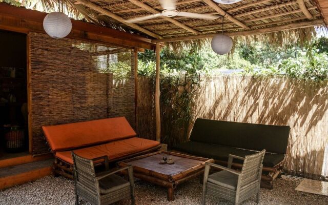 Hostel Dos Monos