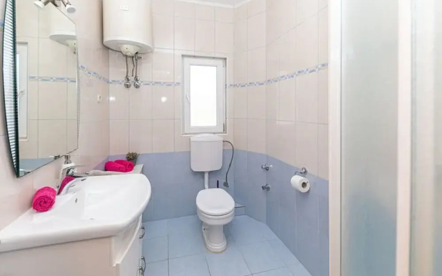 Exquisite Spacious Villa Bufaline With Pool and Gym