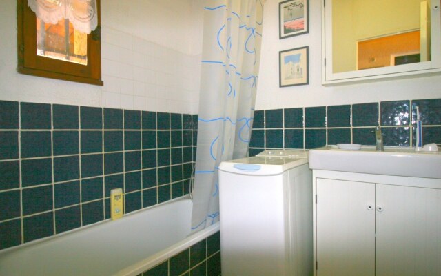 Beautiful Apartment in La Croix Valmer With Balcony