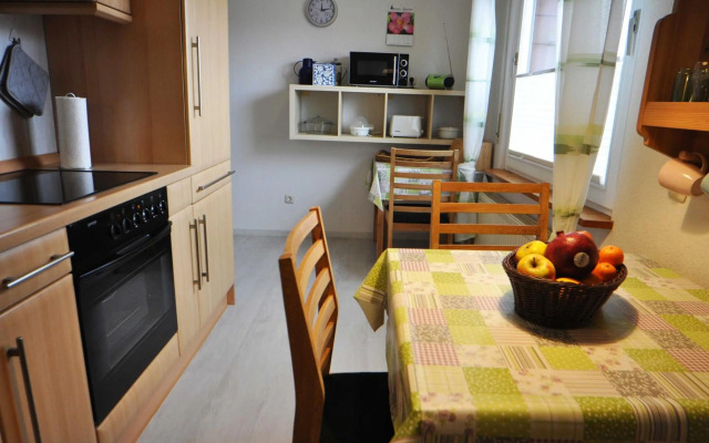 Ferienwohnung Mona, 65314