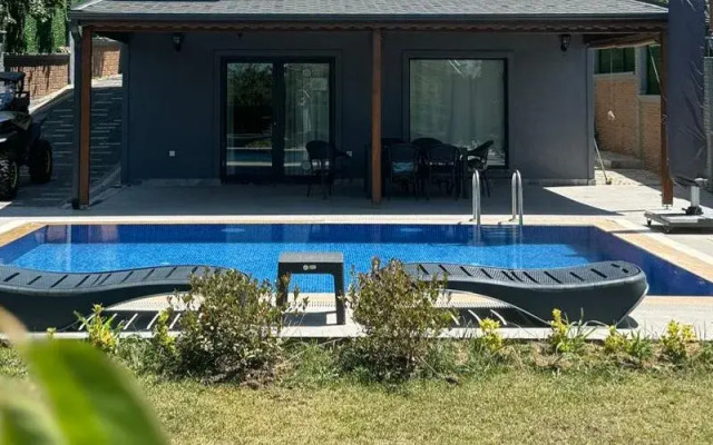 Gumus Suite Villas