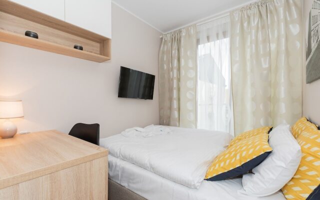 Apartment Poznan Dominikanska by Renters