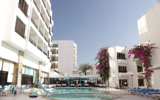 Marlin Inn Azur Resort