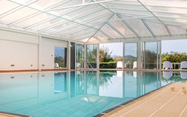 Villa Irene With Pool