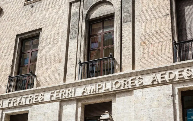 Prestigious Apartments Via Barberini