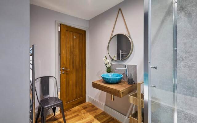 Host Stay Indigo River