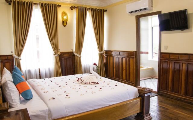 Puok hotel & Resort