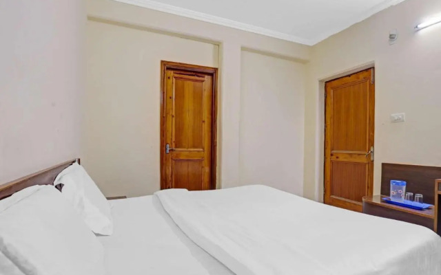 OYO 84081 Hotel Suhani Katra