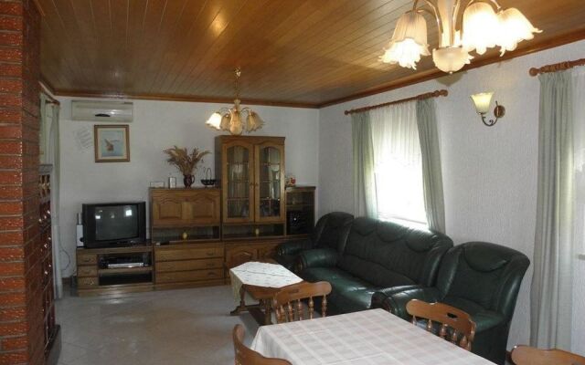 Apartments Jasko Barbat