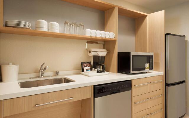 Home2 Suites by Hilton Milwaukee Brookfield