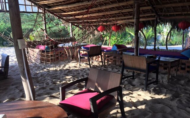 Villa Louise Hue Beach and Spa