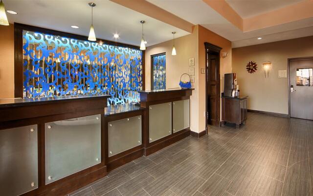 Best Western Plus Pleasanton Hotel