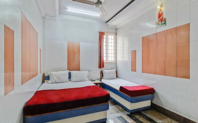SVR Sai Priya by OYO Rooms