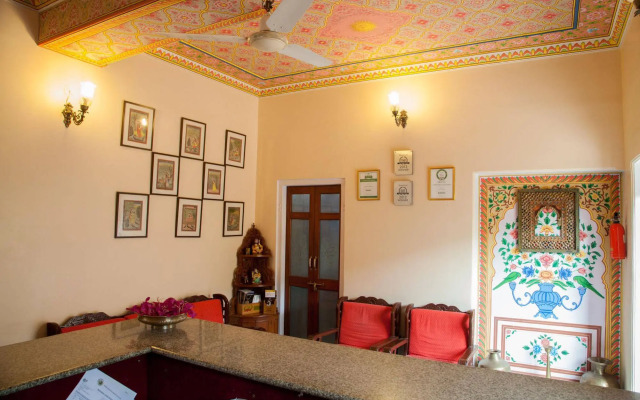 Anuraag Villa
