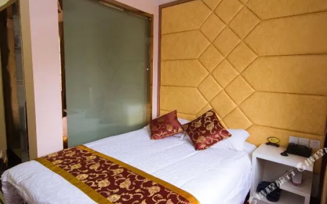 Caifeng Boutique Hotel (Xihu Ding'an Road Subway Station)