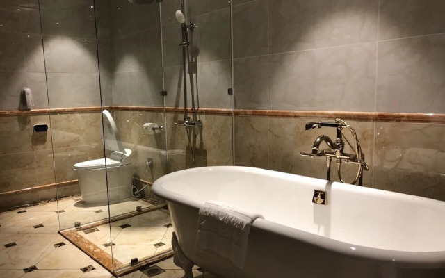 Hoang Nham Luxury Hotel