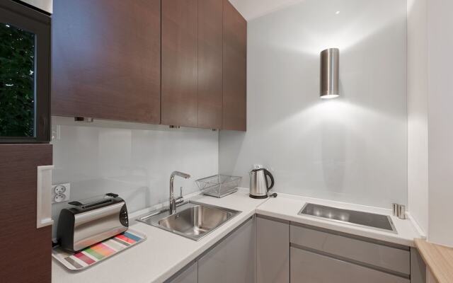 MB Cracow Apartments-Plac Na Groblach 6