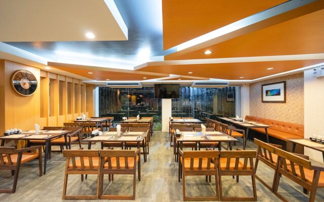 U Home Hotel
