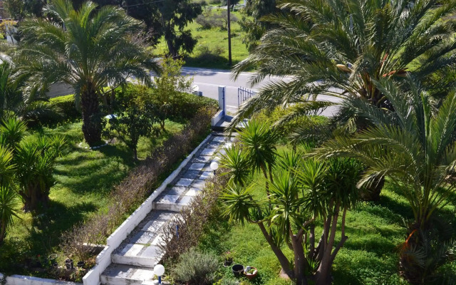 Petasos Apartments