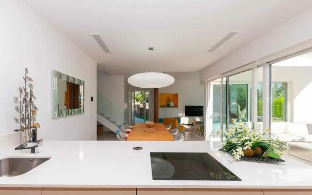 Villa Las Colinas