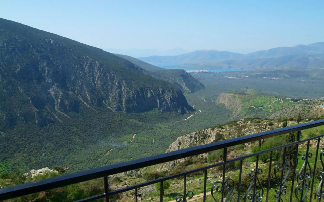 Acropole Delphi