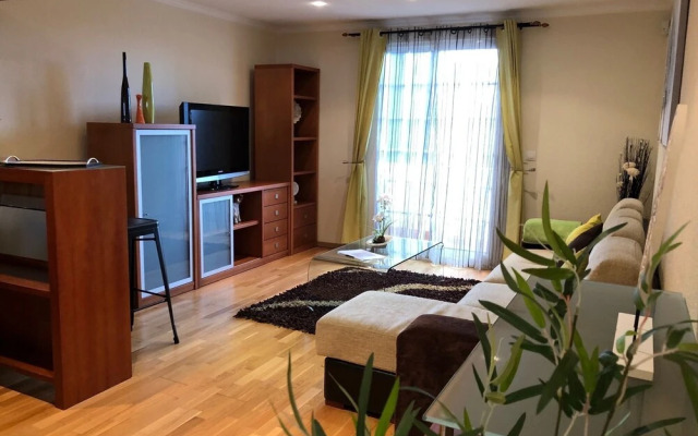 Penteada's Apartment - Charming & Trendy