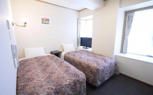 U Community Hotel