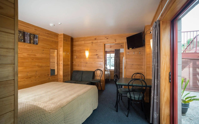 Nelson City TOP 10 Holiday Park