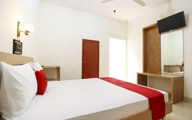 RedDoorz Syariah @ Jalan Menteri Supeno