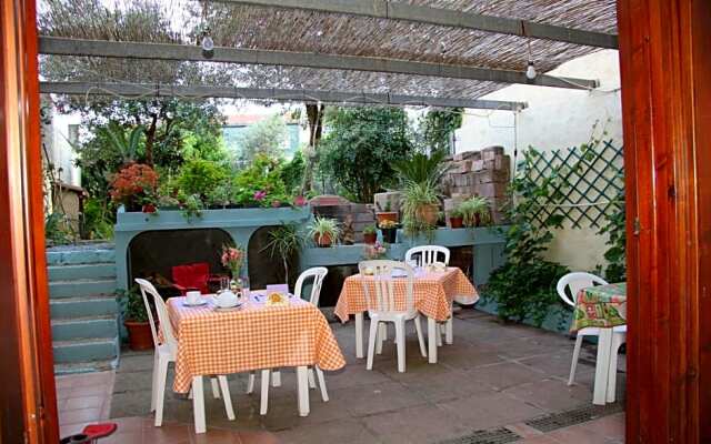 B&B RosaViola