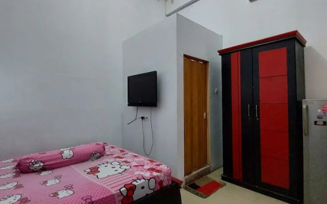 OYO 92384 Homestay Vip