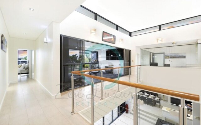 ZENLUX INFINITY - 4BR with Private Pool