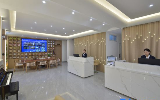 Jingui Hotel