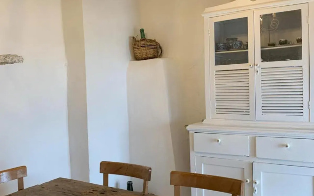 Astarte House 12 pax