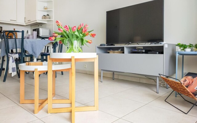 Amazing Apartment in Bredene With 1 Bedrooms and Wifi