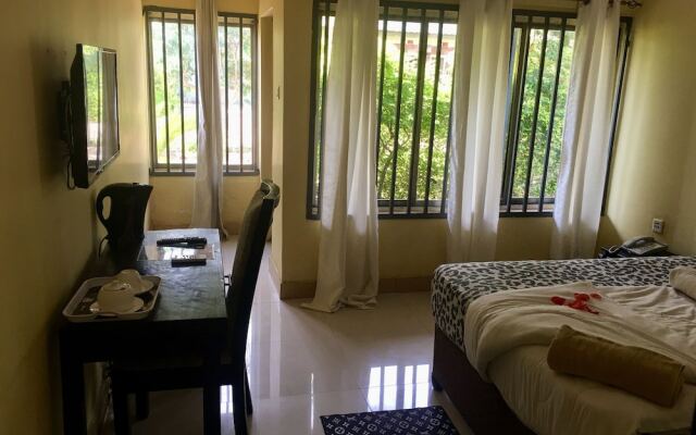 Golden Hills Lodge