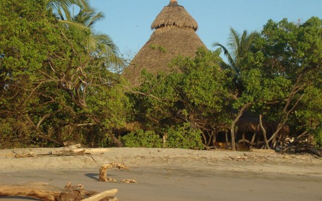 Hotel Playa Negra