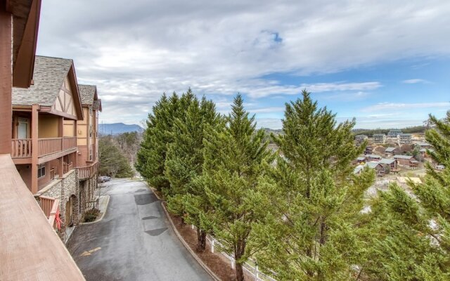 Owl See You 3205 - Close To Dollywood And Overlooking Gatlinburg Golf Course 2 Bedroom Condo by Redawning