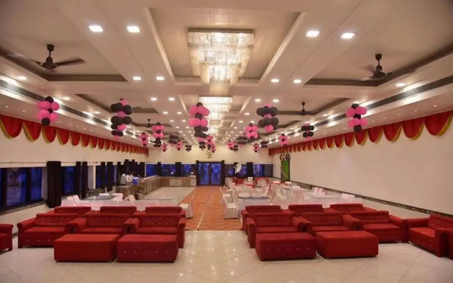 Kohinoor Palace
