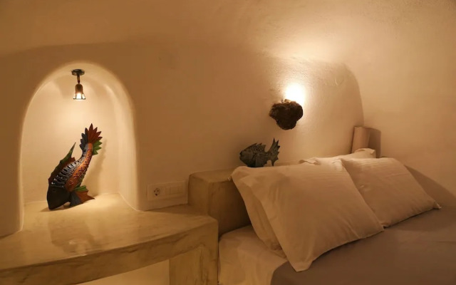 The Commander s Cave