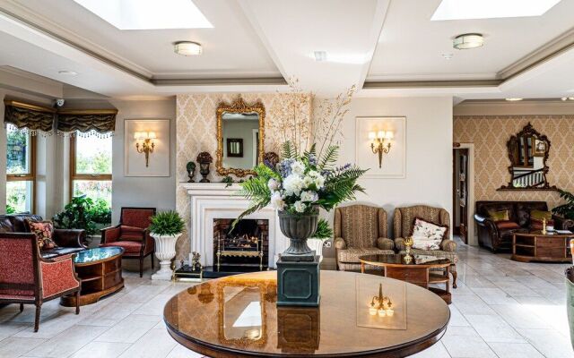 Fernhill House Hotel & Gardens