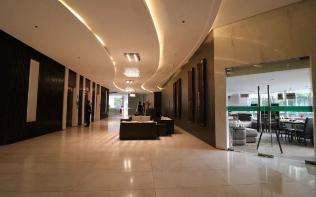 Oasis Regency at Fort Victoria BGC