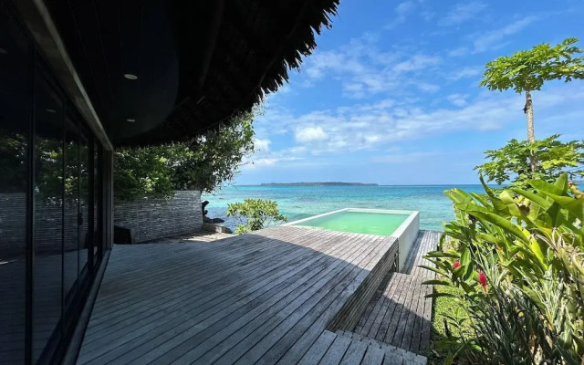 Black Pearl Resort