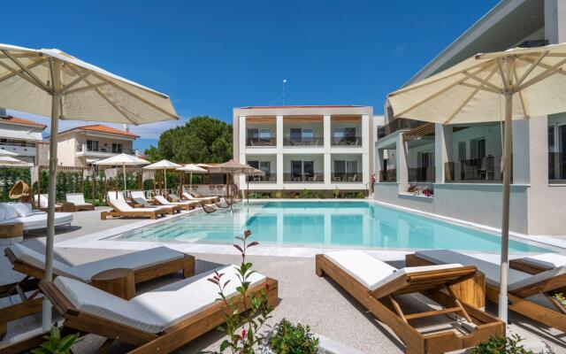 Mirablue Deluxe Residences