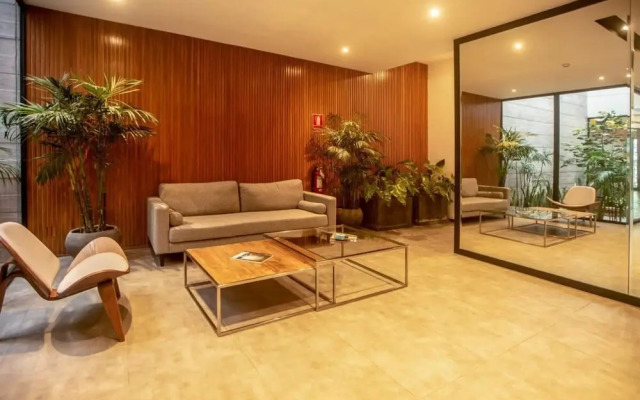 w Bold and Spacious 2BR in Miraflores