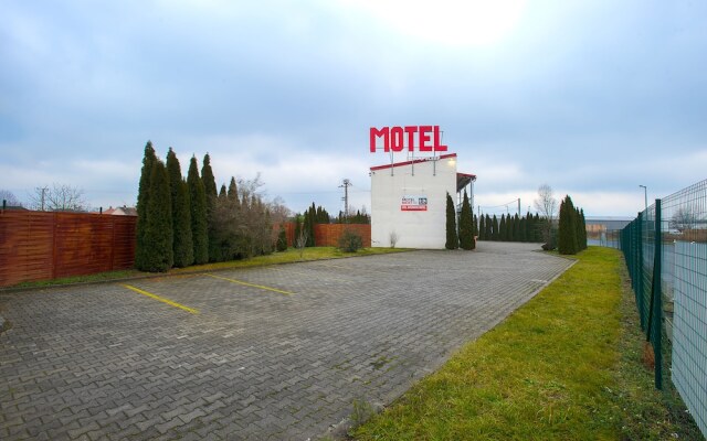 Motel Next Automated self check in Motel