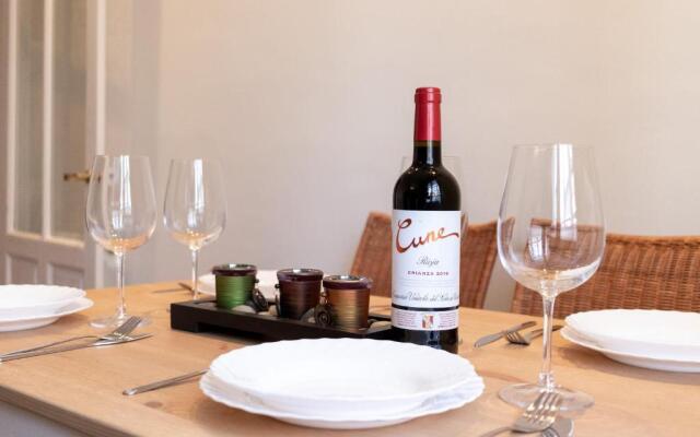 BILBAO COSTA by Aston Rentals