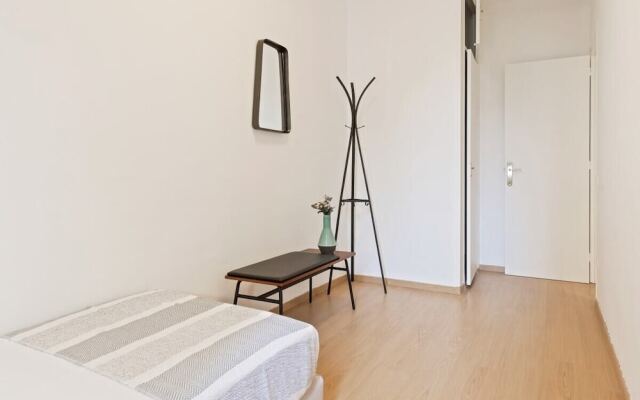 Charming 2bed apt Close to Gracia, 5mins to Metro