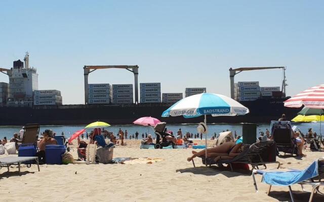 Appartement Havenzicht, gelegen aan zee met zeezicht