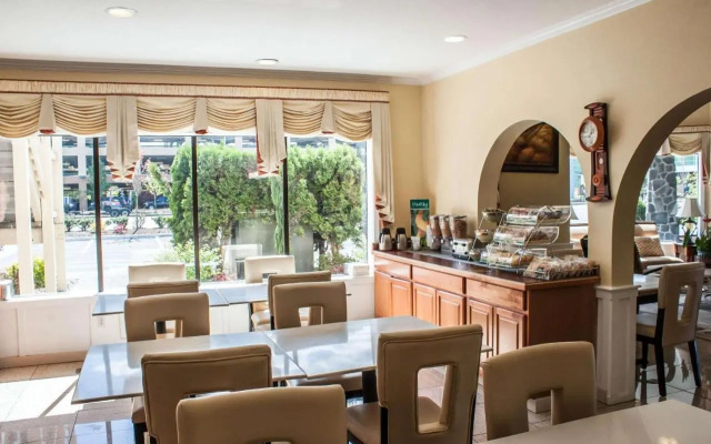 Baymont Inn And Suites Fife/ta